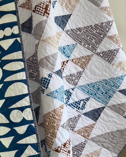 Upwards - Blue - Imprint - GOTS Organic Cotton