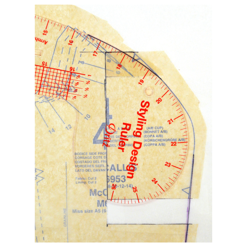 Dritz - Curve Ruler Set - Styling Design Ruler - French Curve, Hip Curve, Straight Ruler, Cut-Out Slot