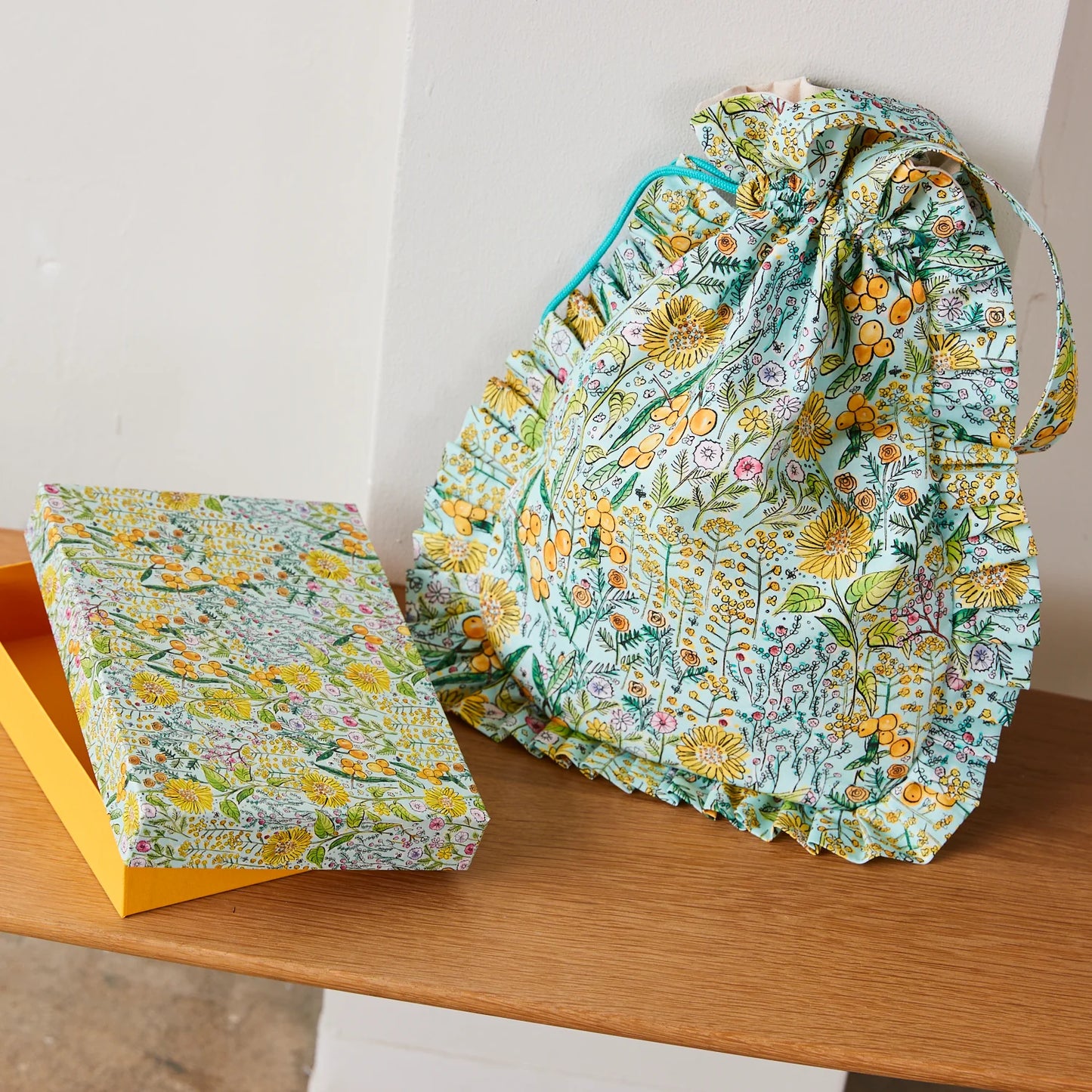 Paper Message  - Honey Flower - 3A - Cotton Sheeting