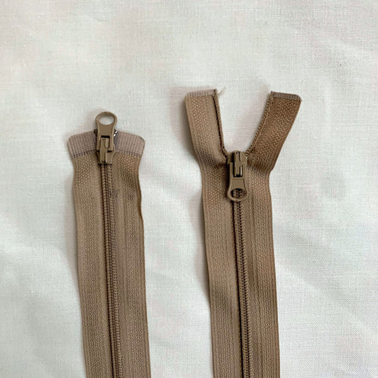 Two Way Separating Zipper - Light Weight #3 Nylon Coil 76cm (30") - Beige / Light Brown