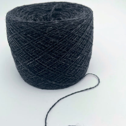100% Cashmere Yarn - Deadstock Yarn - Made in Italy - Charcoal Grey - Lace Weight  - 100g