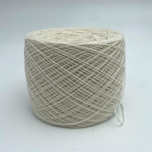 100% Cashmere Yarn - Deadstock Yarn - Made in Italy -  Ivory - Lace Weight  - 100g