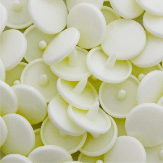 KamSnaps Plastic Snaps Size 20 - B22 Ivory - Glossy - Package of 20 Sets